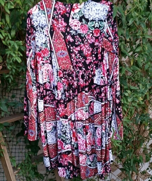 Gorgeous Tunic‎ - Picture 2 of 4